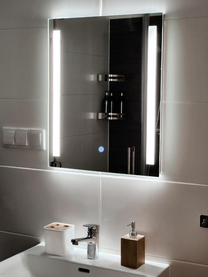 Vienna Green - Modern New Apartment, Old Danube Extérieur photo